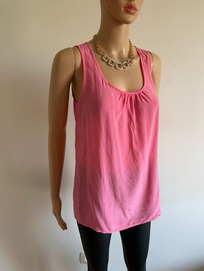 Top rose sans manches Caroll taille 36 jamais porté - photo numéro 2