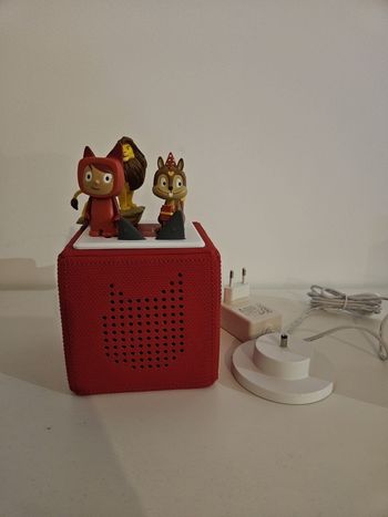 Toniebox + 3 tonies