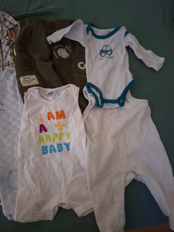Lot 18 vêtements 3mois - photo numéro 3