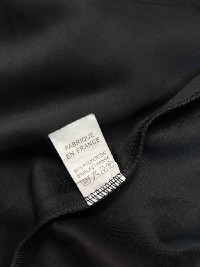 Robe courte blanche et noir, robe moulante taille unique (taille 36, 38, 40, 42) - photo numéro 8