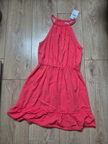 Robe fluide corail gémo  12 ans neuve avec étiquette