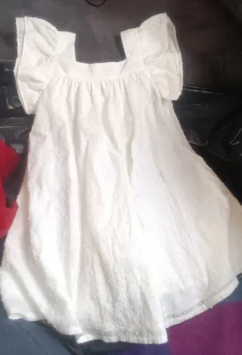 Robe blanche Cyrillus