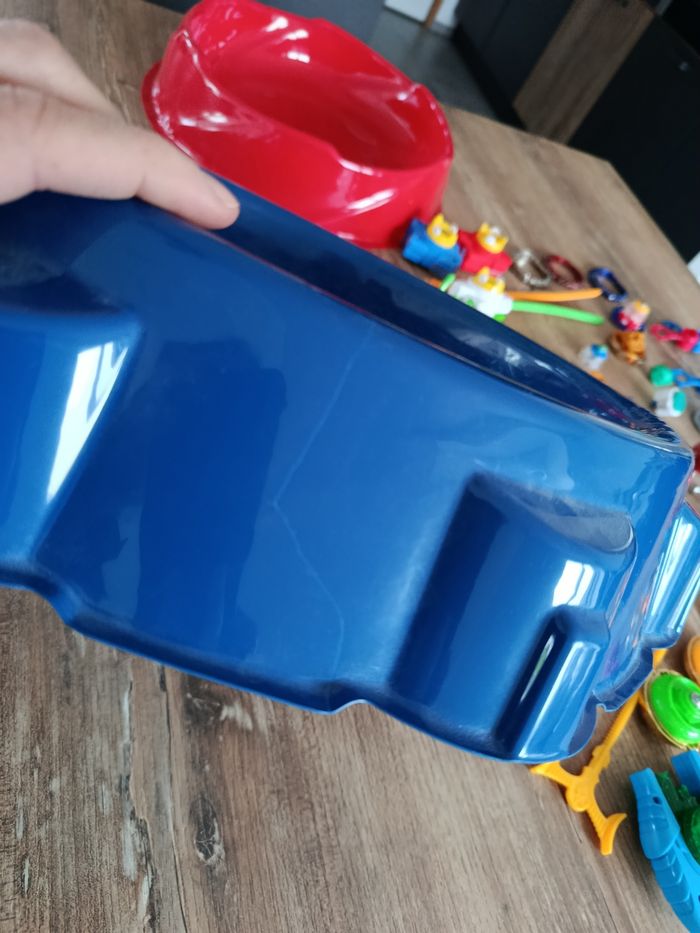 Toupies Beyblade et autres - photo numéro 7