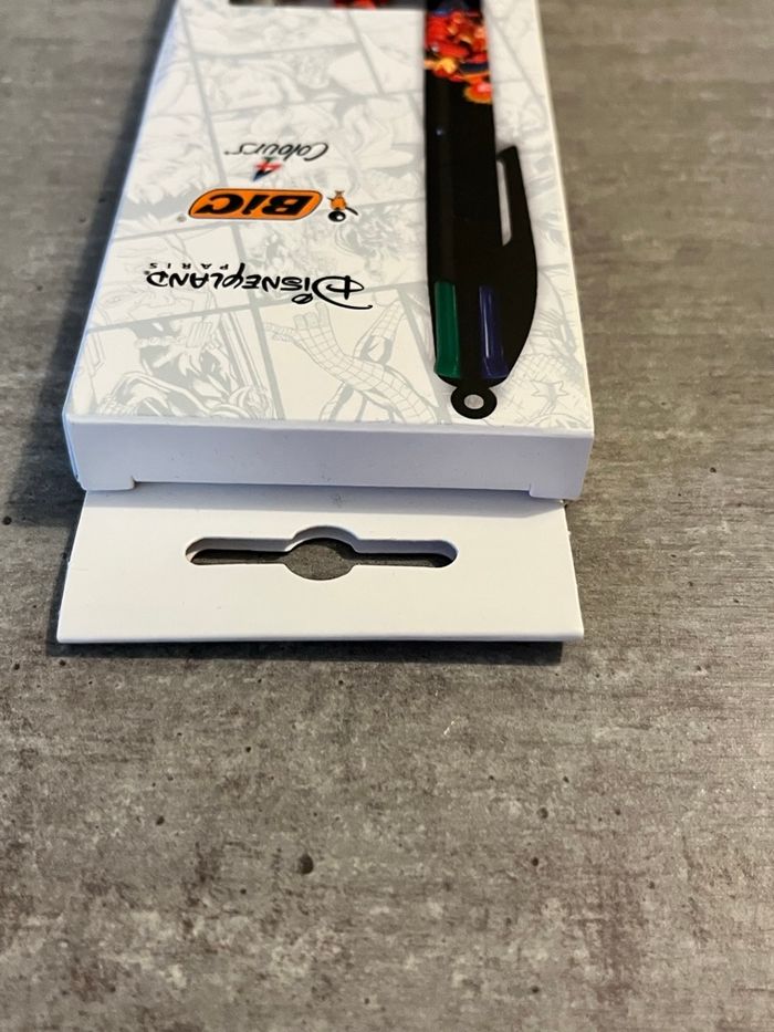 Set 3 stylos BIC Marvel Disneyland Paris - photo numéro 4