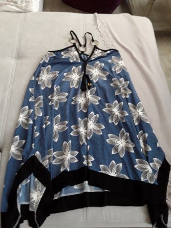 robe bleue à motifs taille 38/40