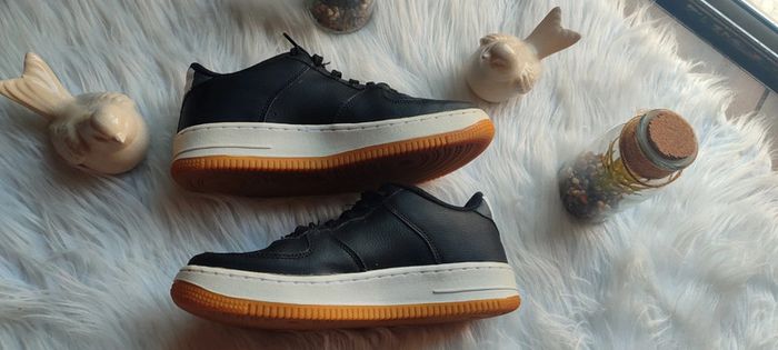 Basket air force one NBA pointure 37.5 noir - photo numéro 6