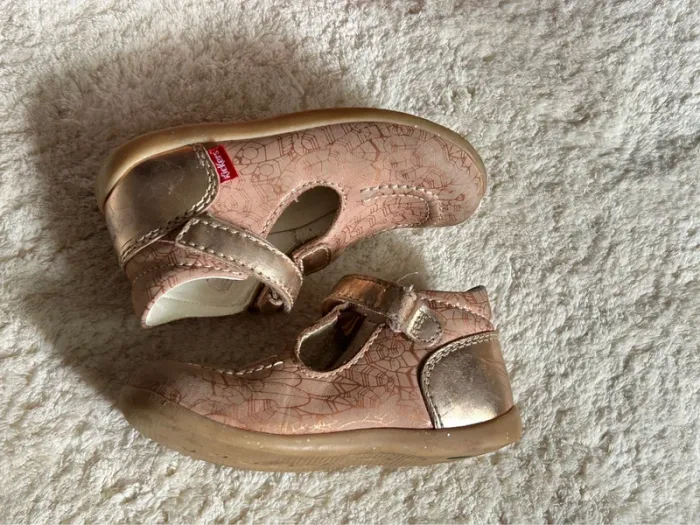 Chaussures Kickers fille 26 - photo numéro 4