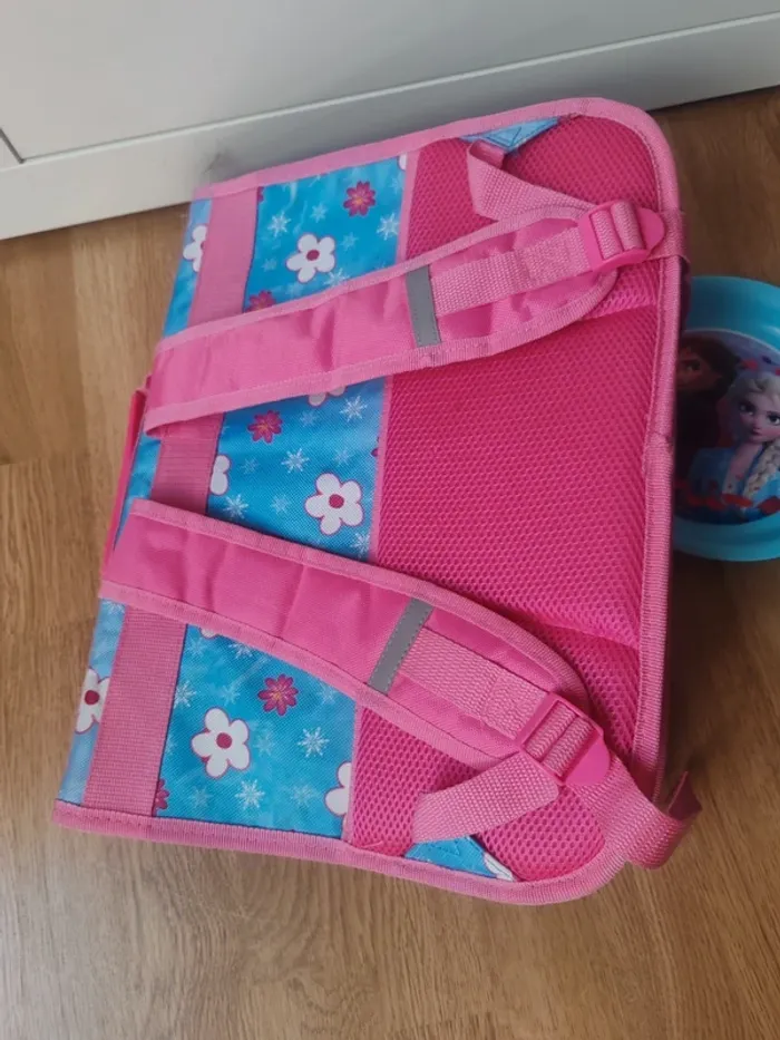 Cartable et accessoires la reine des neiges - photo numéro 3