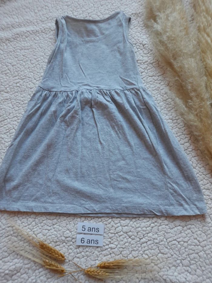 Robe pat patrouille 5 - 6 ans - photo numéro 6