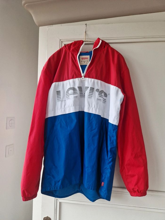 Coupe vent Levis 🇫🇷 - photo numéro 2