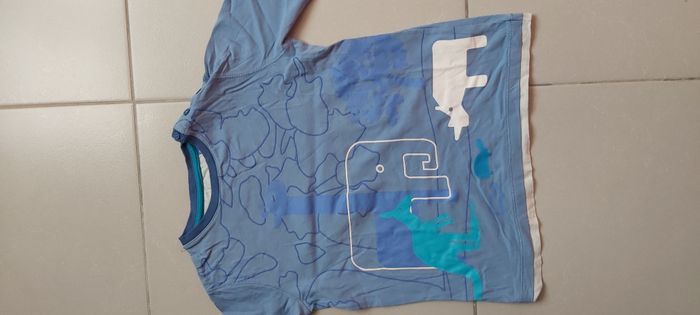 Tshirt manche longue motif éléphant kangouroi 8 ans - photo numéro 2