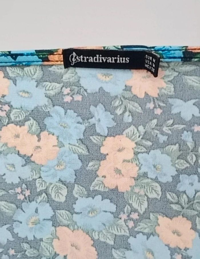 Top crop fleuri Stradivarius 38 - photo numéro 8