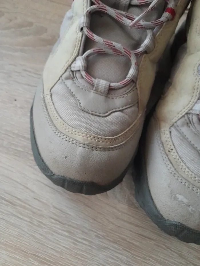 Chaussures de randonnée 42 - photo numéro 5