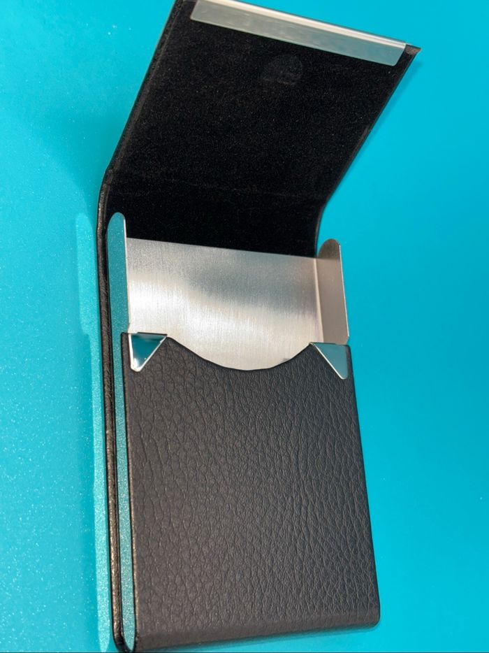 Porte carte cuir magnétique - photo numéro 3