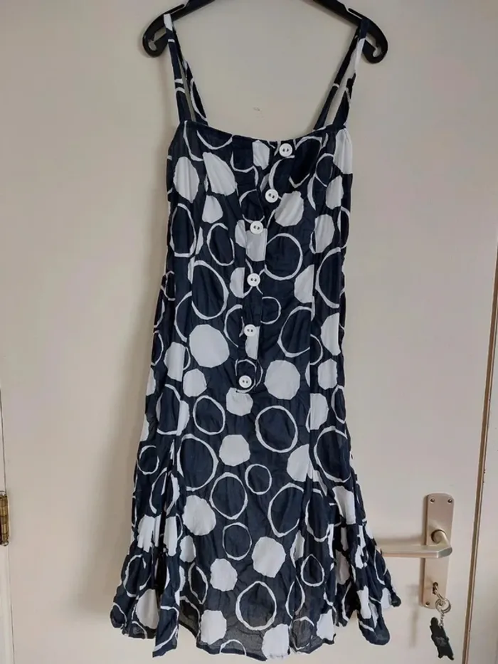Robe à bretelles Terre Bleue taille 38
