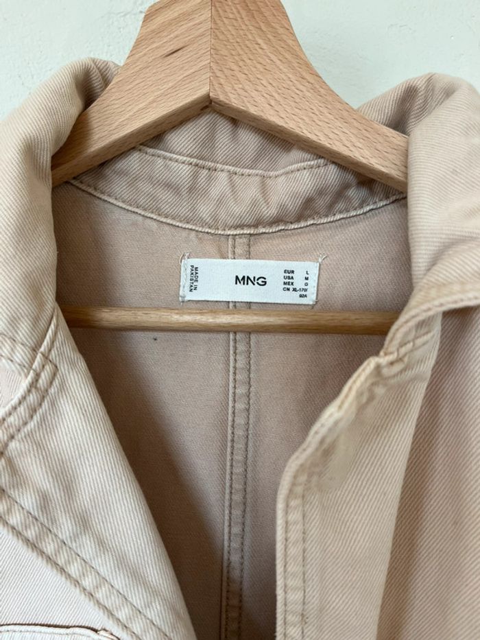 Combishort combinaison denim en jean Mango – Taille L – Vieux rose / beige – Très bon état - photo numéro 3