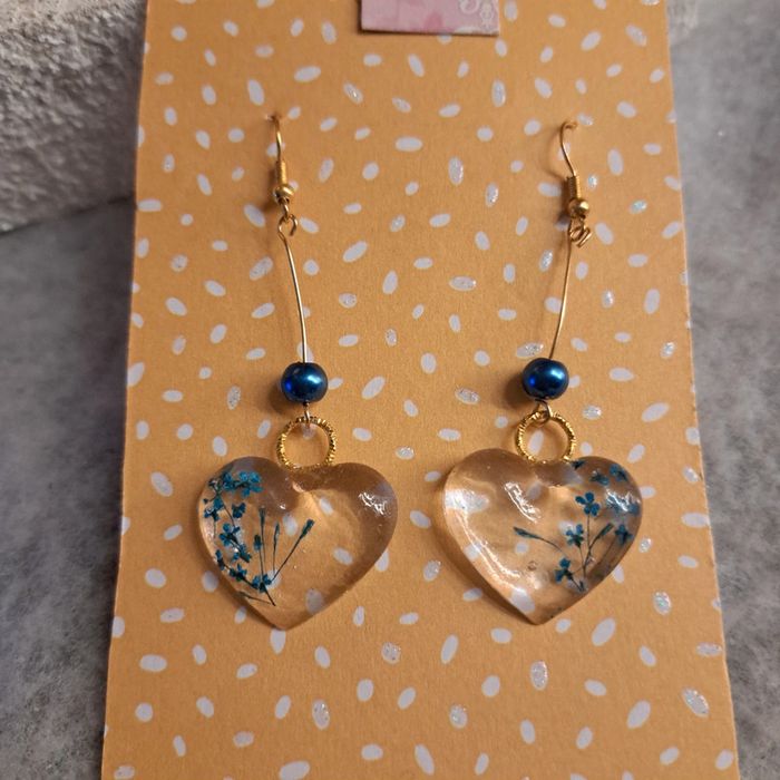 Boucles d'oreilles pendante en résine fleur séché véritable - photo numéro 7