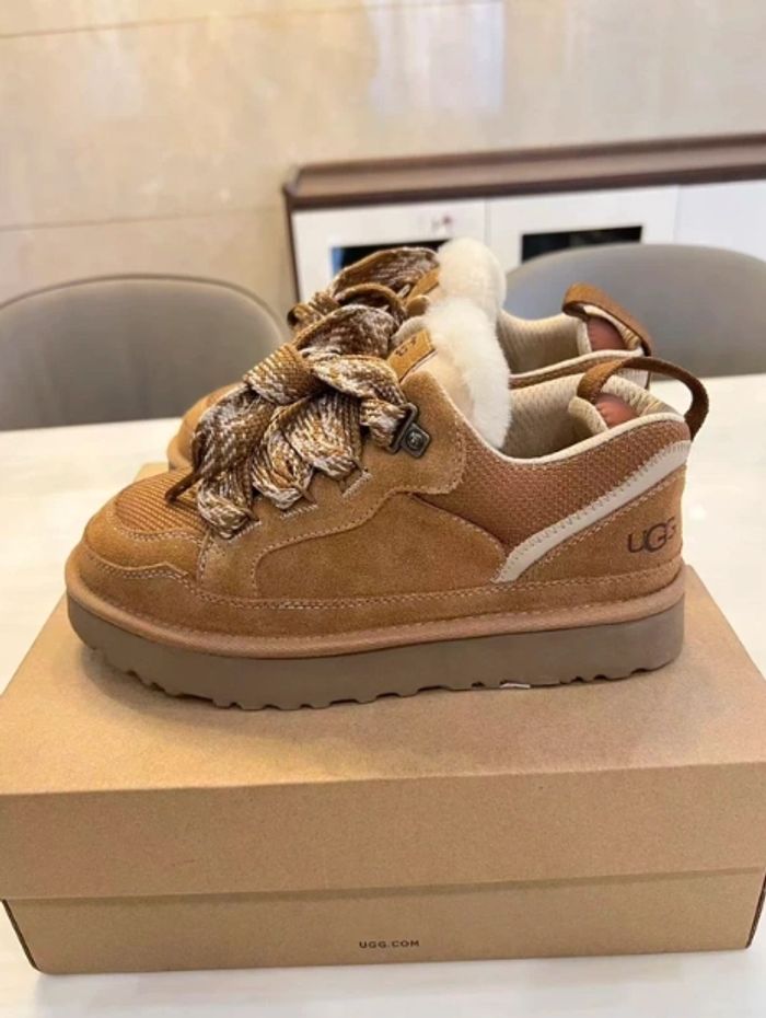 Bottes de neige UGG, pointure 37 - photo numéro 5