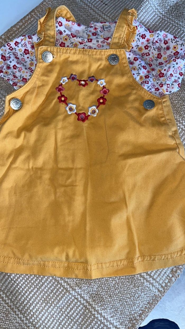 Ensemble robe + t-shirt + culotte - photo numéro 2