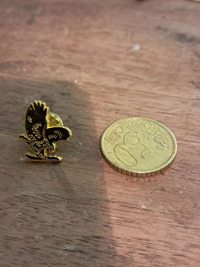 Pins aigle - photo numéro 2