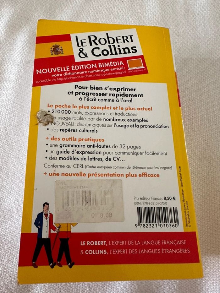Le Robert & Collins Dictionnaire de poche Espagnol +Version à télécharger - photo numéro 3