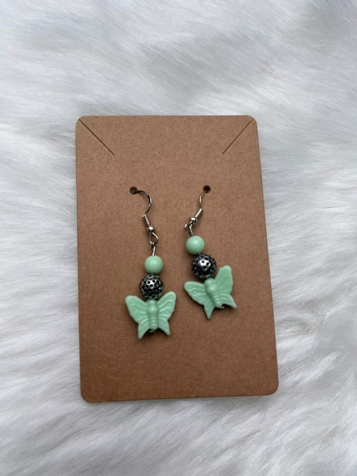 Boucles d'oreilles papillons vertes