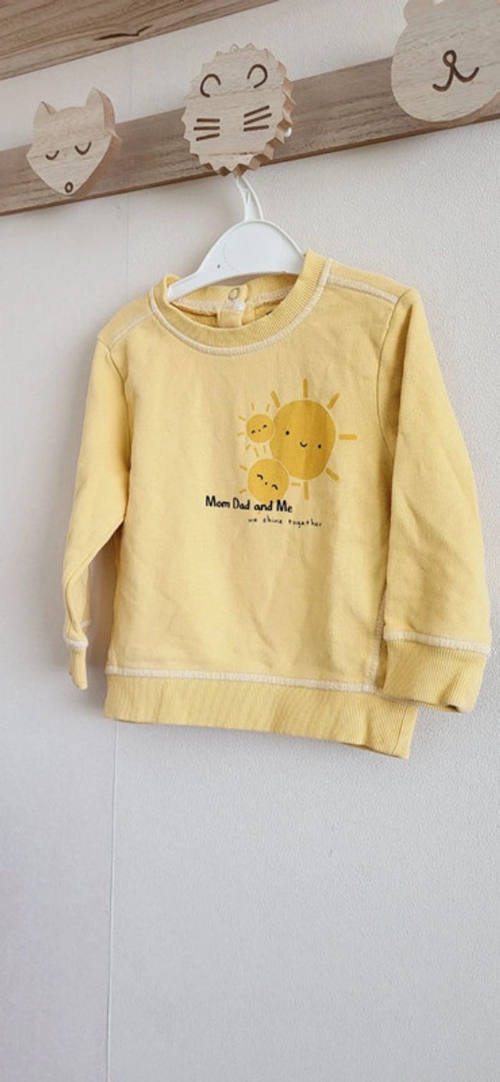Sweat jaune kiabi 18 mois
