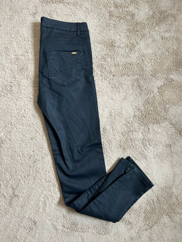 Pantalon slim taille 38