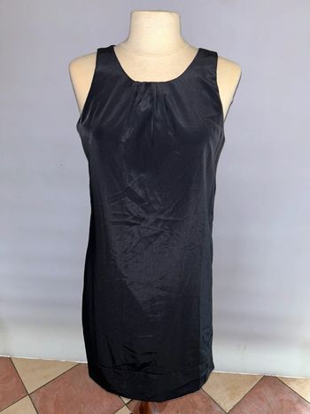 Robe noire chic décontractée