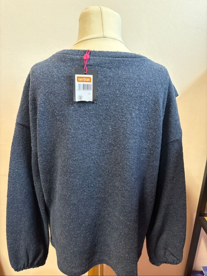 Pull fille taille 122/128 - photo numéro 5