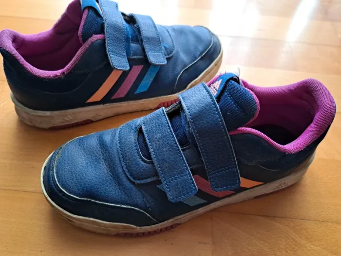 Baskets Adidas taille 38 - photo numéro 2