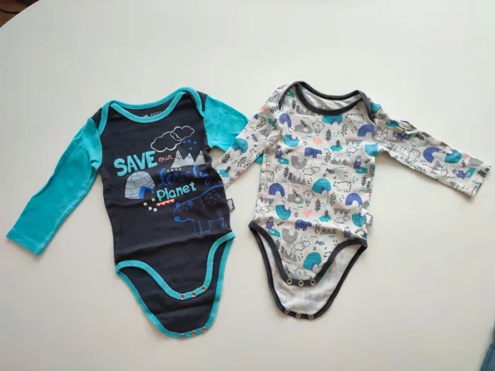 Lot 2 bodies 9 mois