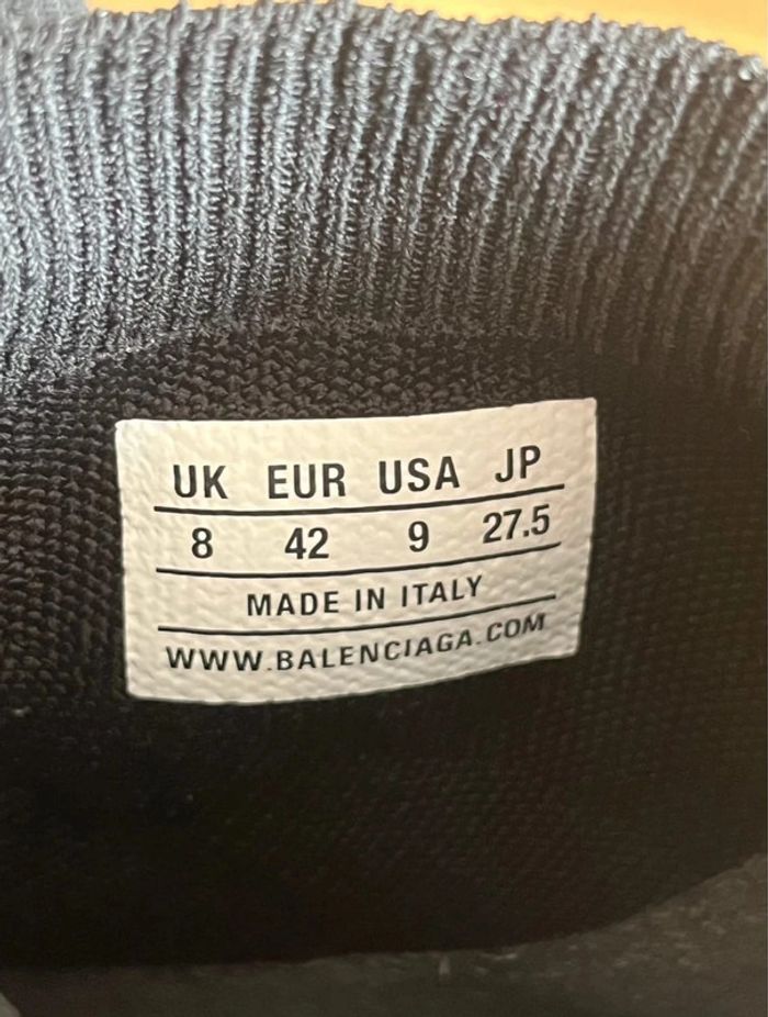 Balenciaga Speed 10 noires et blanches - photo numéro 7