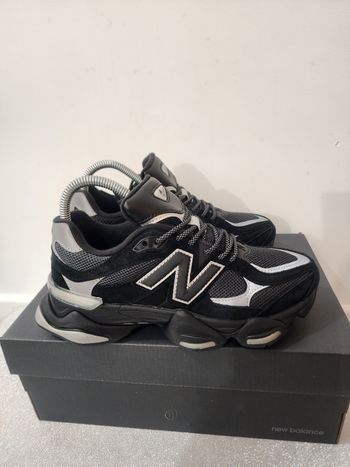 Basket New balance9060 taille 38 neuf avec boîte femme très bon état sport promenade 