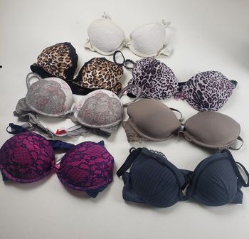 Lot soutien gorge Push up taille 85B