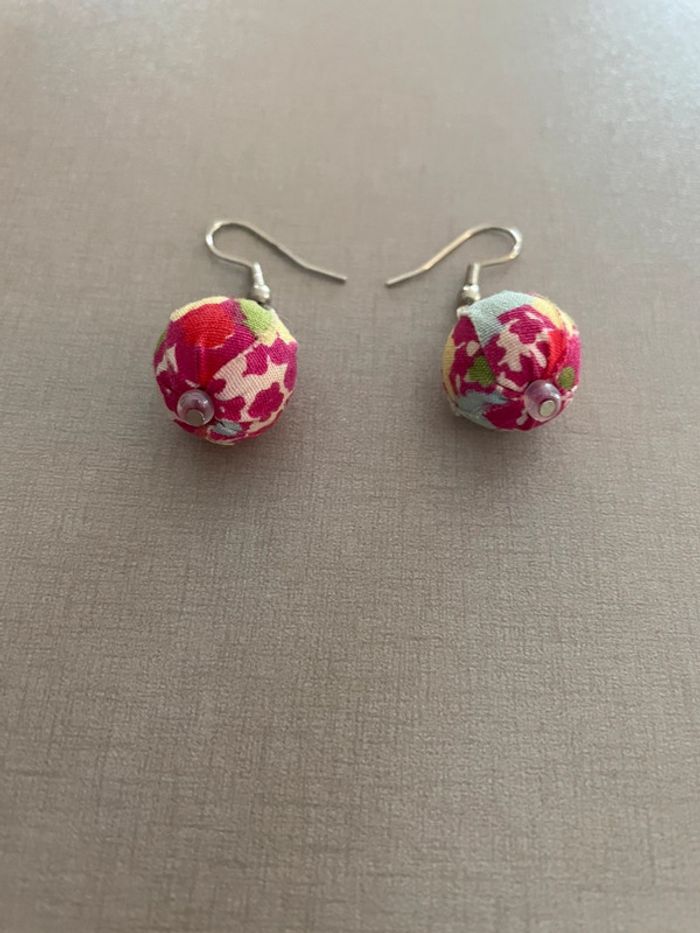 Boucles d’oreilles tissus - photo numéro 2