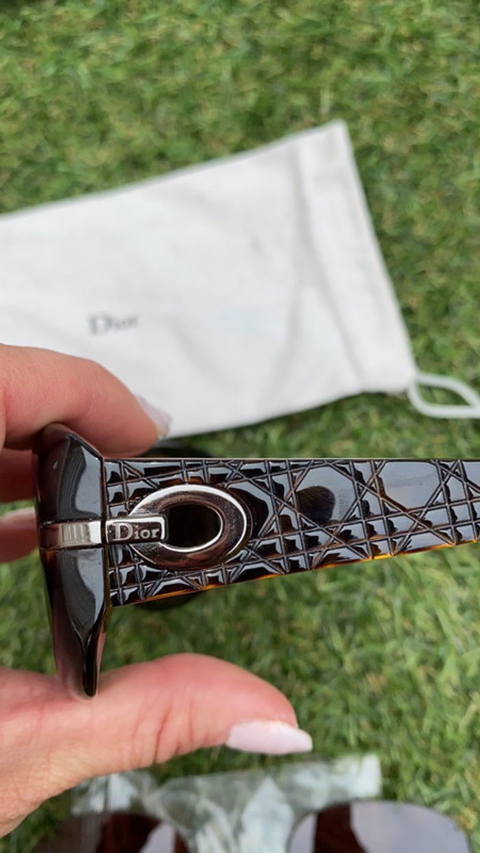Lunette de soleil Dior - photo numéro 3