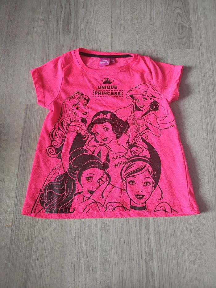 Tee shirt fille princesse disney 4 ans