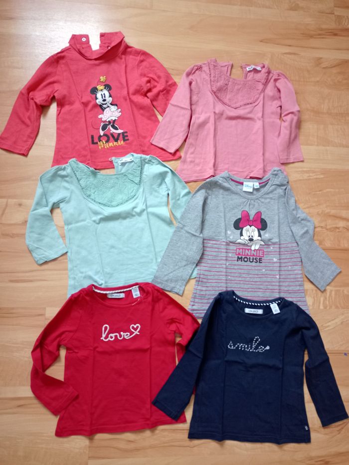 Lot de vêtements fille 18 mois - photo numéro 2