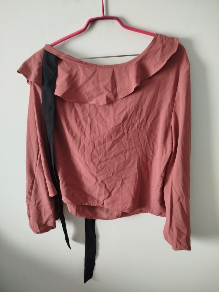 Épaule dénudé taille 46 - photo numéro 2