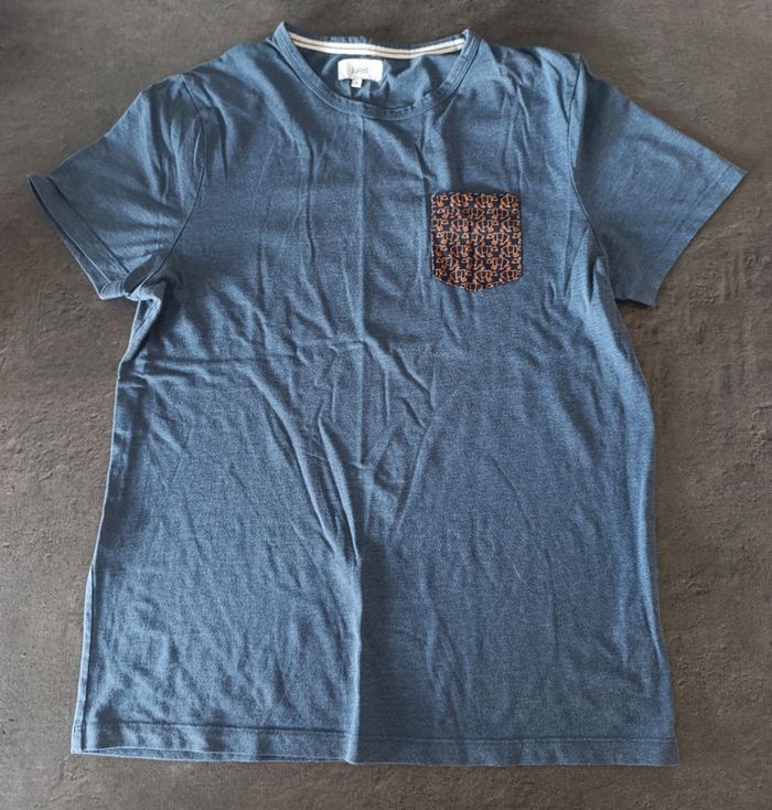 T-shirt manches courtes bleu
Taille : L