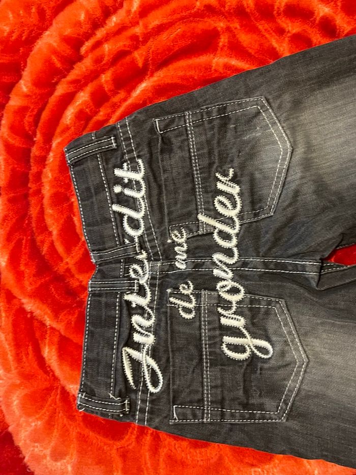 Jean interdit de me gronder - photo numéro 2