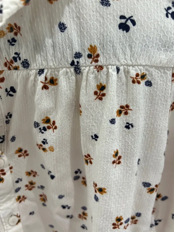 Chemise taille 10 ans - photo numéro 2