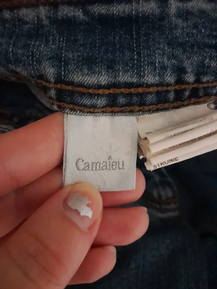 Pantacourt en Jeans - Camaïeu - Taille 42 - Très bon état - photo numéro 2