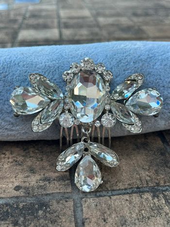 Peigne à cheveux bijoux coiffure cérémonie mariage