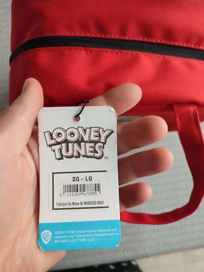 Sac à goûter Bugs Bunny rouge - Looney tunes neuf - photo numéro 6