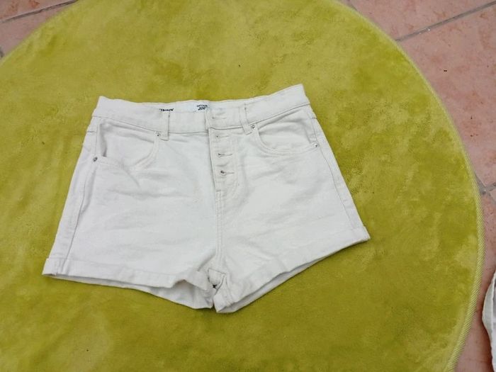 Short en jean blanc taille 38
