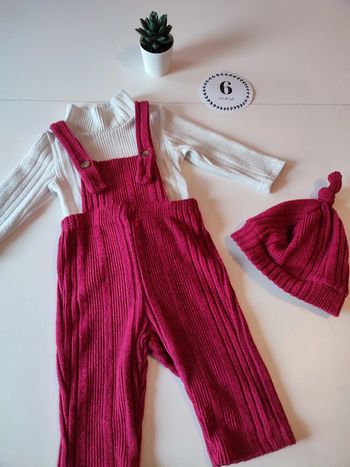 Ensemble salopette, sous-pull et bonnet – 6/9 mois