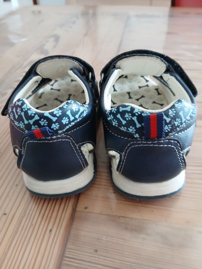 Chaussure - photo numéro 3