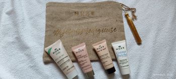 Nuxe trousse #jesuisprodigieuse + 4 Soins Nuxe Format Deluxe